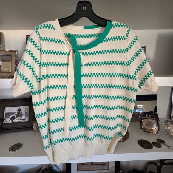 Sweaters - Vintage Knit Short Sleeve Sweater